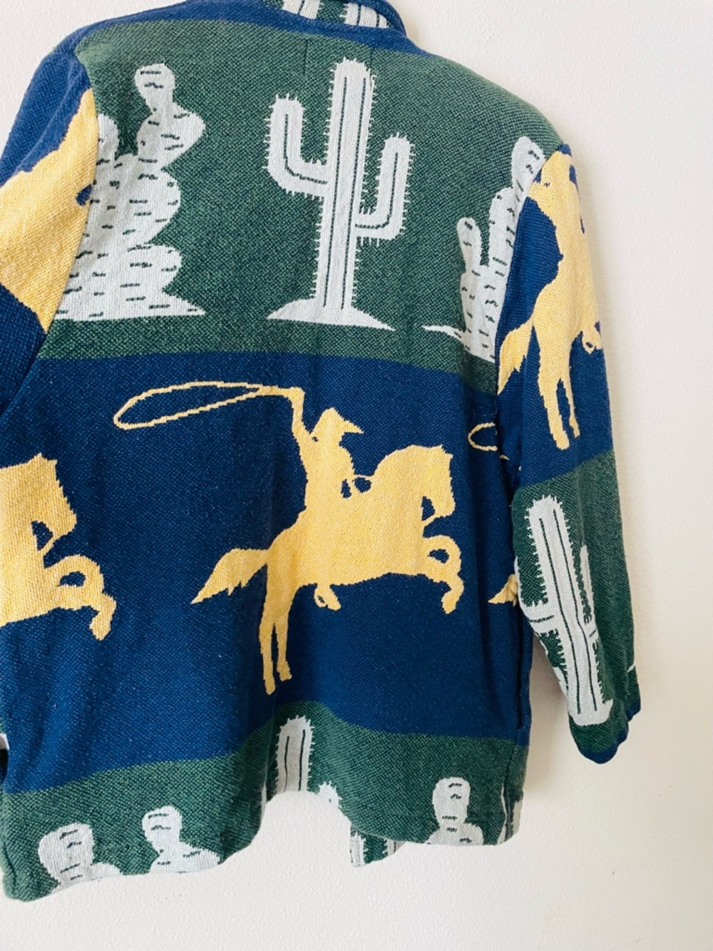 Vintage Silverado MEDIUM tapestry western thick knit cardigan - Picture 7 of 11